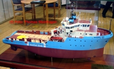 GFK Rumpf Ankerziehschlepper MAERSK DEE // ESVAGT OBSERVER / CONNECTOR - Modellmaßstab 1:50 113 cm